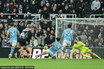 不容易，勒沃库森队史欧冠第二次客场领先英格兰球队