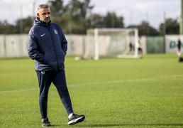 （外(wài)代二线）足(zú)球——欧冠(guān)联赛：葡萄(táo)牙体育(yù)赛前备战