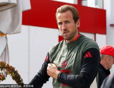 诺伊尔欧冠取胜101场并列历史第三多，僅(jǐn)少於(yú)C罗、穆勒