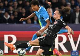 足球丨欧冠：那不勒斯平法兰克福