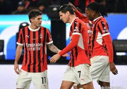 曼联4-1大(dà)胜狼(láng)队，积分追平(píng)切尔西逼(bī)近欧冠(guān)區(qū)，目标打进欧冠(guān)！