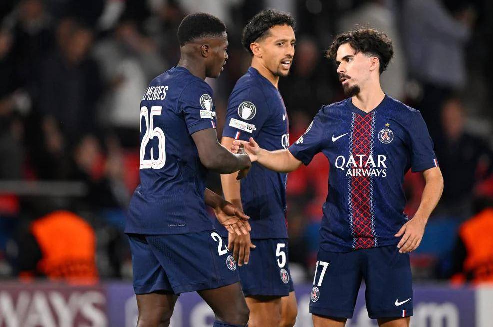 欧冠最新(xīn)积分榜!巴黎枪手国米3连胜并列榜首,多(duō)特蒙德4-2保持(chí)不败,意甲冠軍(jūn)2-6惨败