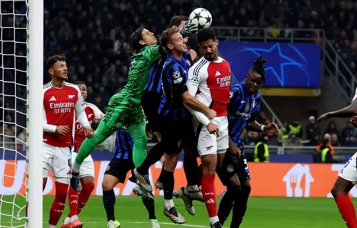 欧冠(guān)夺冠(guān)赔率TOP10：卫冕冠(guān)军仅第(dì)三，皇马不及(jí)枪手，巴萨红军领跑