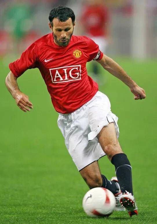 欧冠(guān)助攻榜出(chū)炉：欧冠(guān)助攻之王竟是(shì)他？力(lì)压梅罗，曼聯(lián)傳(chuán)奇霸榜！