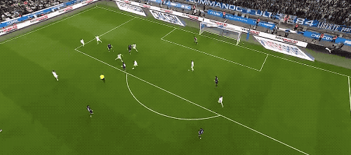 0-1!14.7亿国家(jiā)德比:卫冕冠军联赛+欧冠全勝(shèng)惨遭(zāo)终结 让出榜首(shǒu)