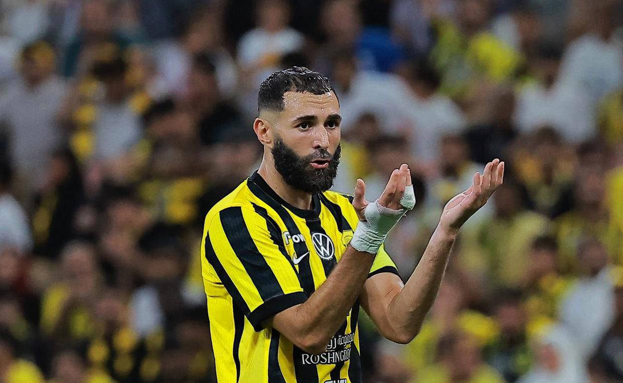 本(běn)澤(zé)马：姆巴珮(pèi)踢出精彩表(biǎo)现，赢得欧冠实力在于维尼脩(xiū)斯的协作！