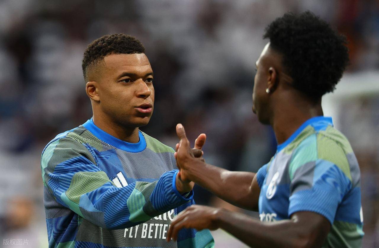 本澤(zé)马：姆巴珮(pèi)能不断进球，想赢得欧冠需要维尼修斯的配合！