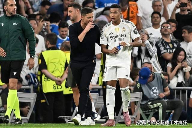 皇马阿隆索的命運(yùn)掌握在恩師(shī)瓜迪奥拉的手中！欧冠一战决定去畱(liú)！