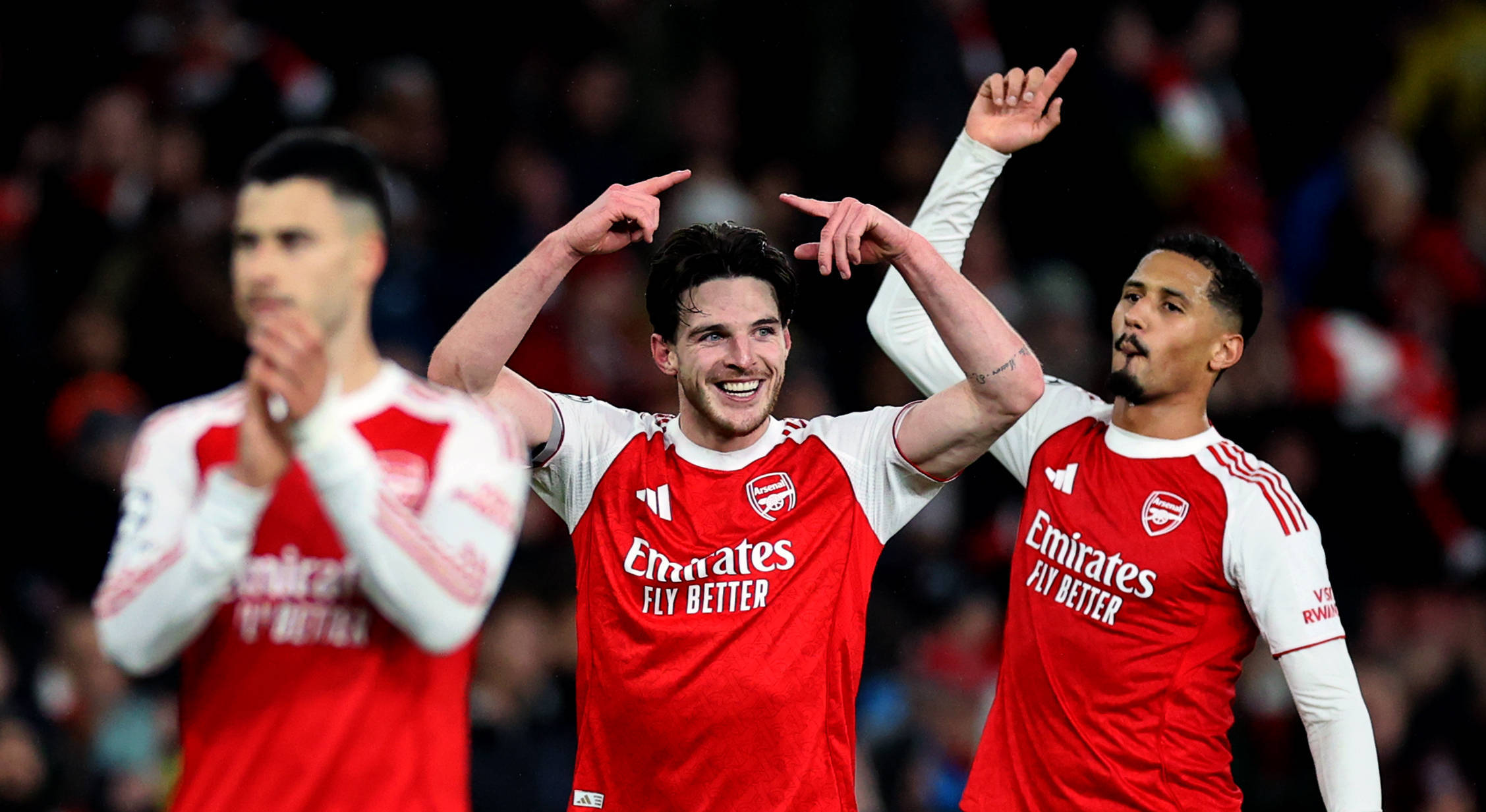 (体育)足(zú)球——歐(ōu)冠:阿森纳勝(shèng)拜(bài)仁慕尼黑