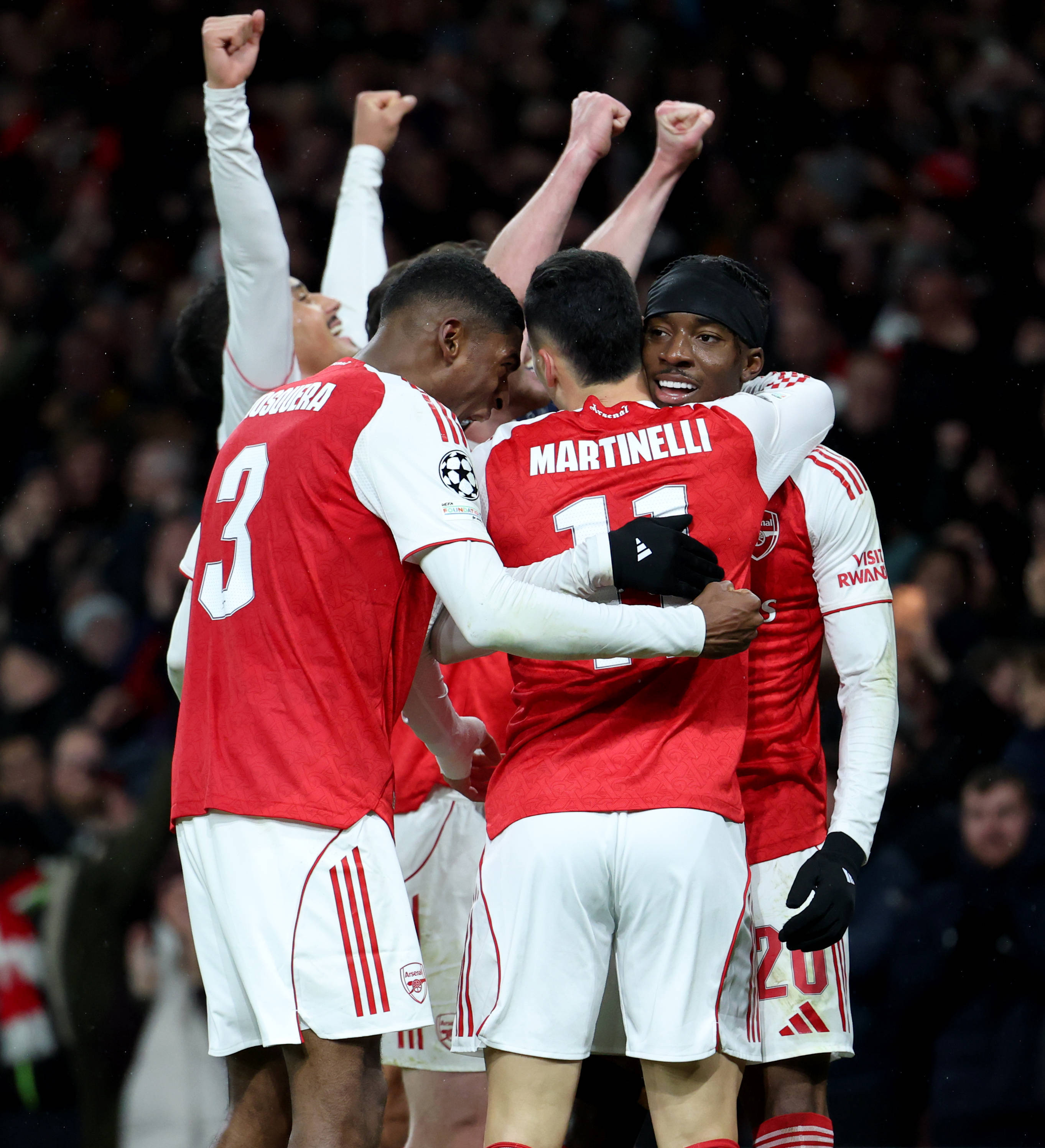 (体育)足(zú)球——歐(ōu)冠:阿森纳勝(shèng)拜(bài)仁慕尼黑