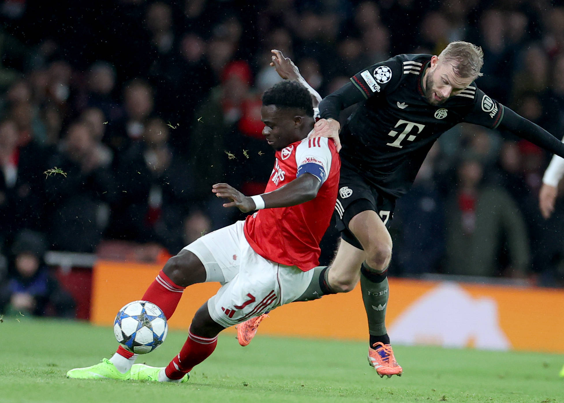 (体育)足(zú)球——歐(ōu)冠:阿森纳勝(shèng)拜(bài)仁慕尼黑