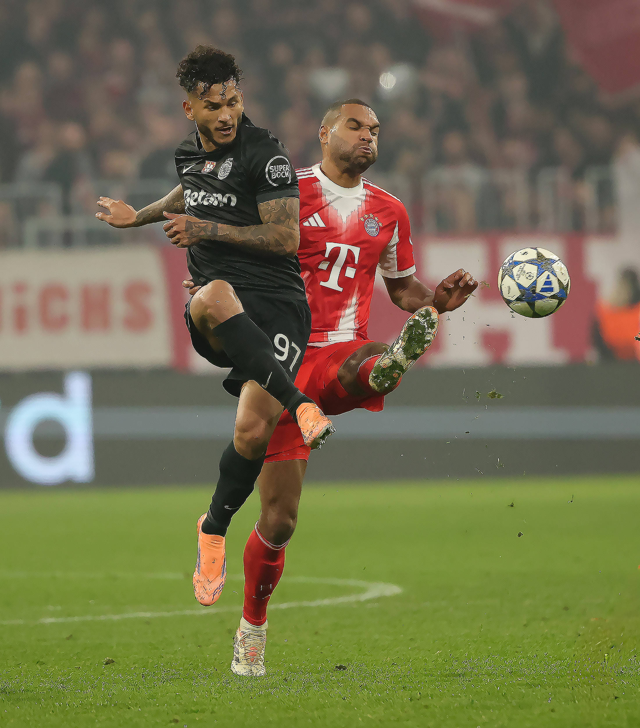 （躰(tǐ)育）足球——欧冠：拜仁(rén)慕尼(ní)黑胜里斯本竞技