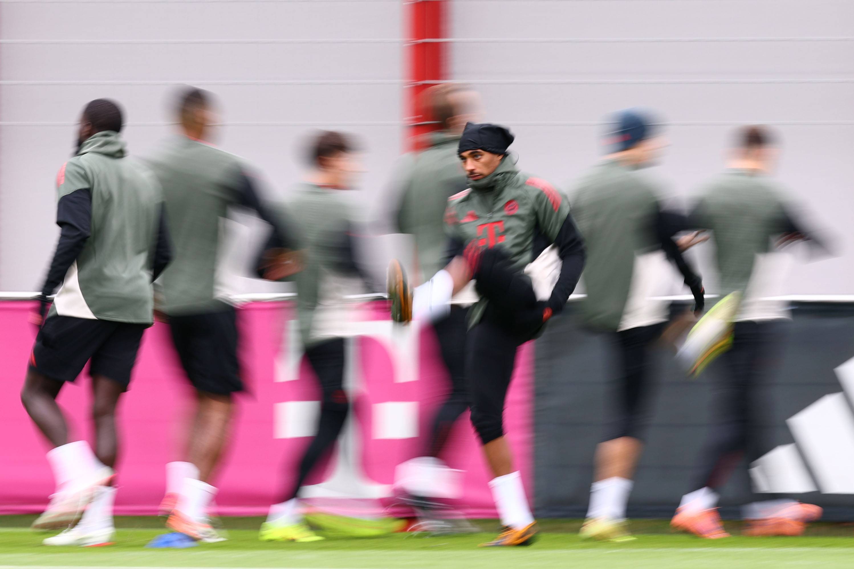 （外代二线）足球——欧冠联赛：拜仁(rén)慕尼黑赛前备战