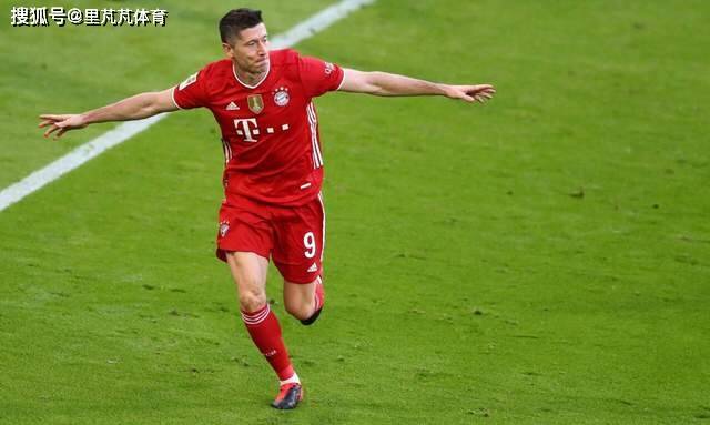 继承前(qián)輩(bèi)的衣钵！凯恩多项数据直逼萊(lái)万，不过更重要(yào)的是欧冠(guān)冠(guān)军