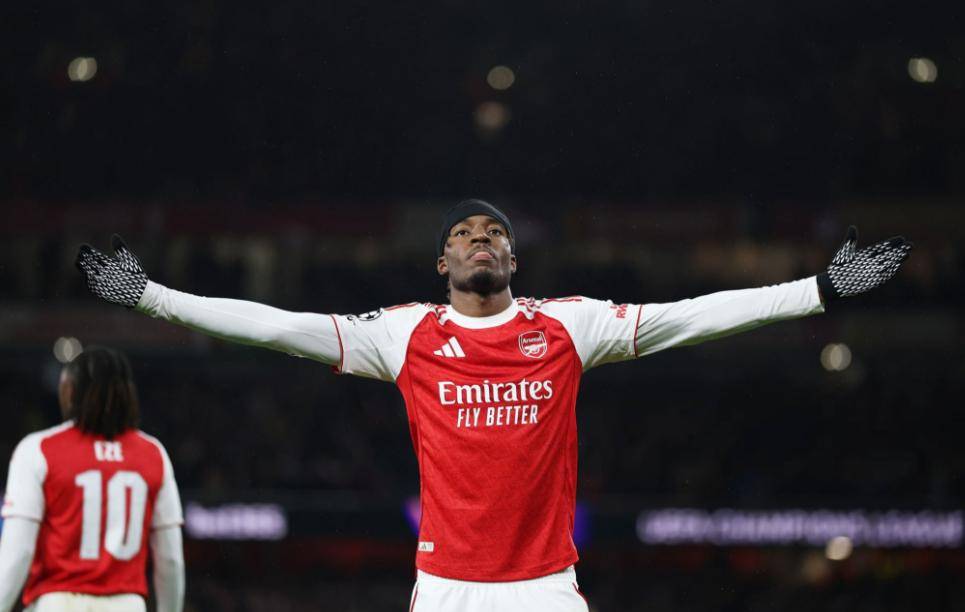 诺伊尔致命失误，阿森(sēn)纳3-1送拜仁賽(sài)季(jì)首敗(bài)，英超欧冠双线领跑