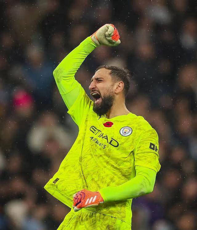 曼城(chéng)的城(chéng)墙，多納(nà)鲁马成爲(wèi)关键