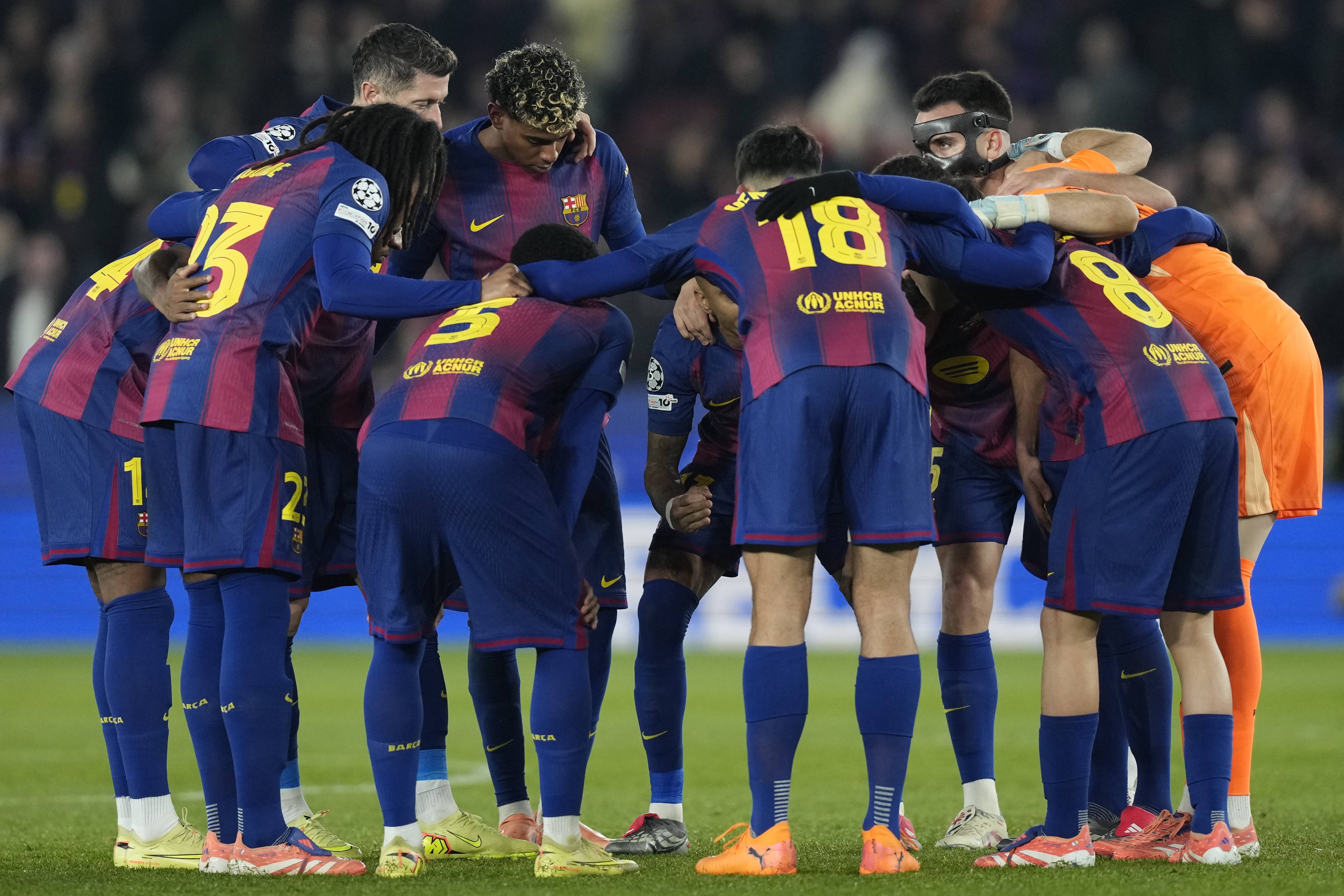 (外(wài)代二线)足球——欧冠(guān)联赛:巴萨胜法兰克福