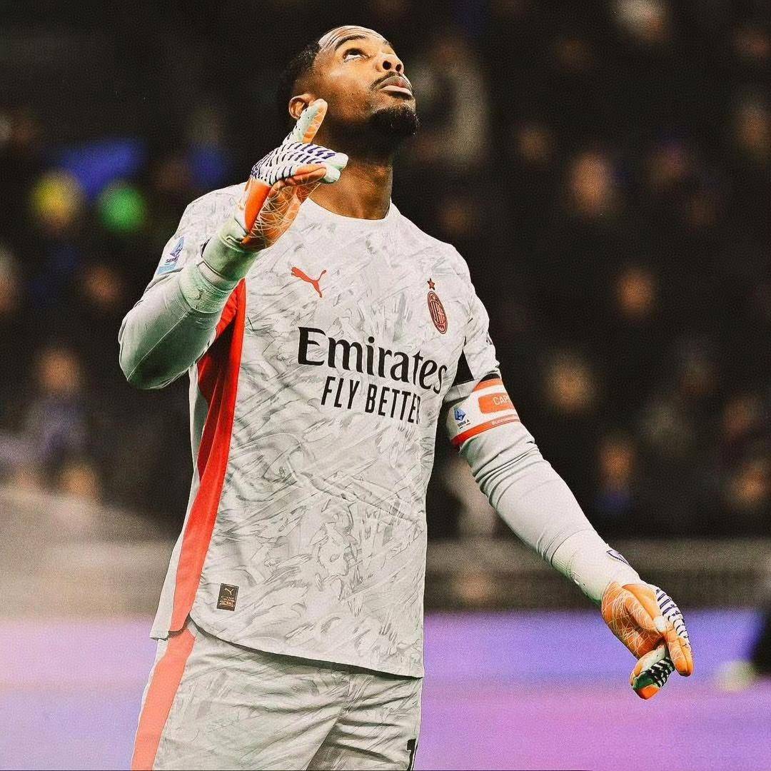 迈尼昂重回巅峰,守門(mén)员教练功(gōng)不可没,富拉尼出尔反尔致(zhì)续约停摆