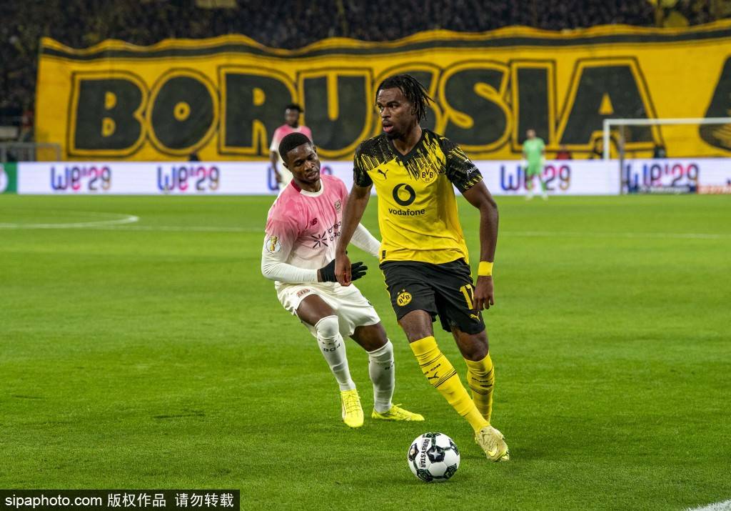 罗伊斯转型新挑戰(zhàn)：从球场到荧幕，解说多特蒙德的歐(ōu)冠之旅