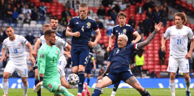 生死战！格(gé)鲁吉亚主场死磕西班牙(yá)，克瓦拉茨赫利亚叫(jiào)板加维