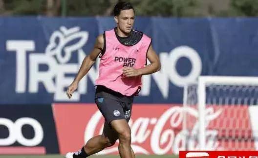 2-1!波(bō)尔圖(tú)绝杀恐让穆帅失望(wàng)!阿尔瓦雷(léi)斯助馬(mǎ)竞重返歐(ōu)冠区!