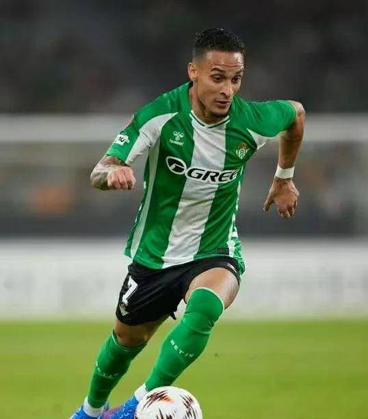 2-1!波(bō)尔圖(tú)绝杀恐让穆帅失望(wàng)!阿尔瓦雷(léi)斯助馬(mǎ)竞重返歐(ōu)冠区!