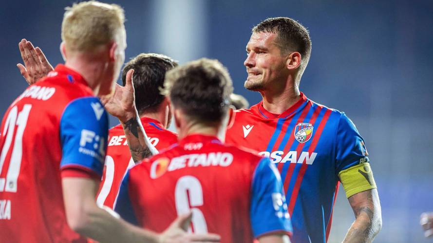 欧联杯焦点战：伯尔尼(ní)年(nián)轻人主场对阵里尔