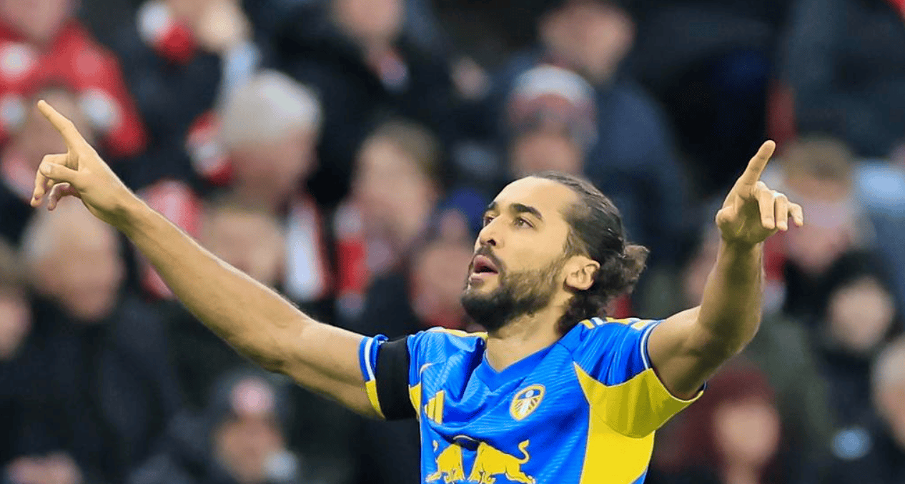 英超黑马掉链子(zi)，丢掉2分(fēn)，只落后曼联1分(fēn)，距離(lí)欧冠区4分(fēn)