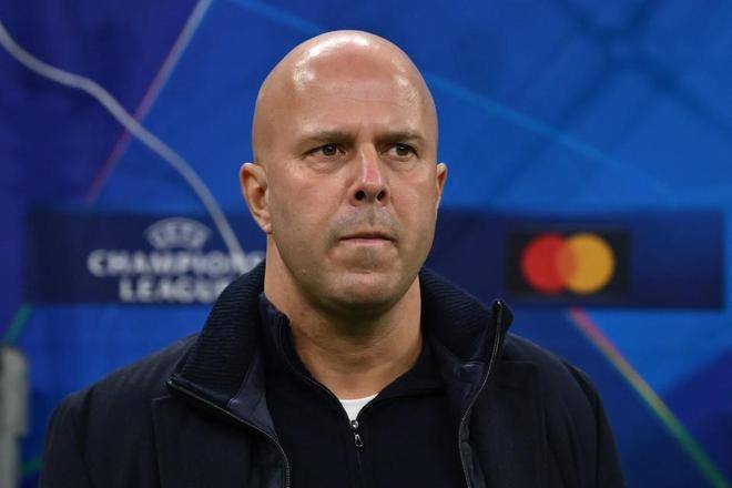 争议判罚让齐沃沉默！利物(wù)浦绝杀點(diǎn)球(qiú)遭(zāo)炮轰，歐(ōu)冠出(chū)线形势大乱