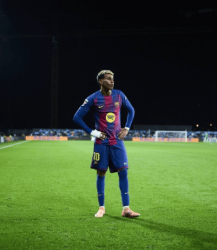 欧冠黃(huáng)牌逼近(jìn)，巴萨多(duō)将面临停赛风险