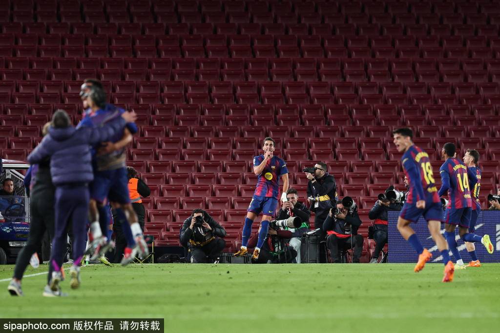 黄牌危机！巴萨中场告急 欧冠出线形势严峻