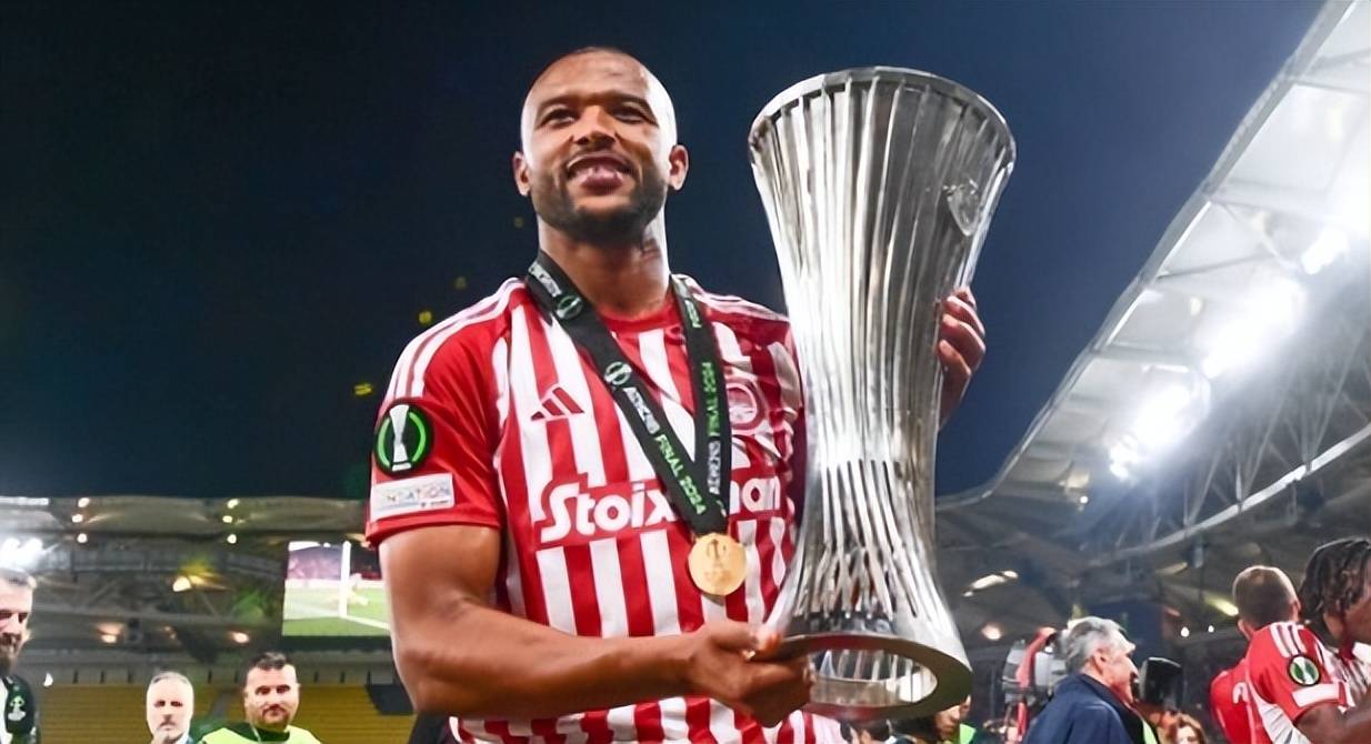 昔日中超水货彻底爆发，欧冠连破巴萨皇马球门，颠覆中国球迷认知(zhī)